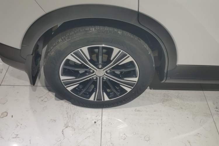 Used Mitsubishi Eclipse Cross 2018 1.5T CVT Two-Wheel Drive Dream Edition Right Rear Wheel Hub