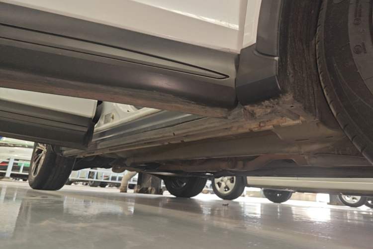 Used Mitsubishi Eclipse Cross 2018 1.5T CVT Two-Wheel Drive Fearless Edition Right Side Sill