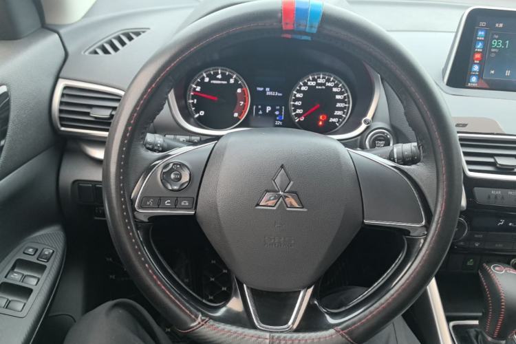 Used Mitsubishi Eclipse Cross 2018 1.5T CVT Two-Wheel Drive Dream Edition Steering Wheel