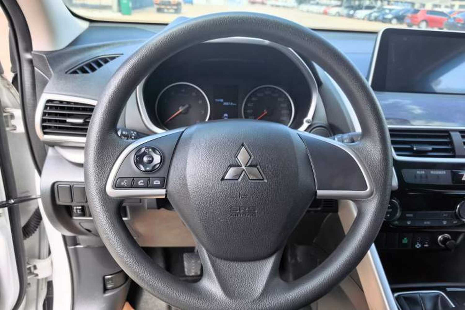 Used Mitsubishi Eclipse Cross 2018 1.5T Manual Two-Wheel Drive Youth Edition Steering Wheel