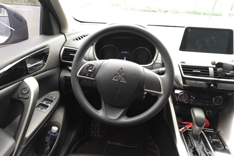Used Mitsubishi Eclipse Cross 2018 1.5T CVT Two-Wheel Drive Fearless Edition Steering Wheel