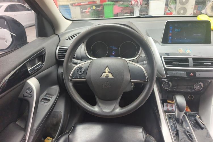 Used Mitsubishi Eclipse Cross 2018 1.5T CVT Two-Wheel Drive Fearless Edition Steering Wheel