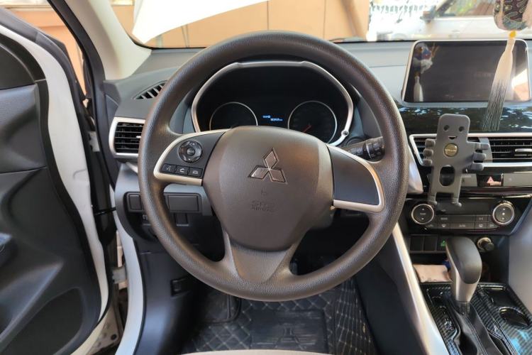Used Mitsubishi Eclipse Cross 2018 1.5T CVT Two-Wheel Drive Fearless Edition Steering Wheel