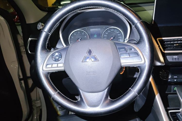Used Mitsubishi Eclipse Cross 2018 1.5T CVT Two-Wheel Drive Fearless Edition Steering Wheel
