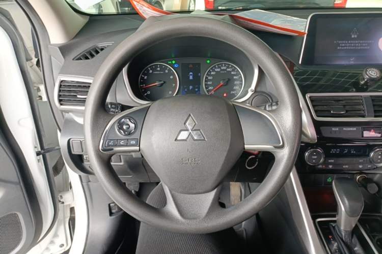 Used Mitsubishi Eclipse Cross 2018 1.5T CVT Two-Wheel Drive Fearless Edition Steering Wheel