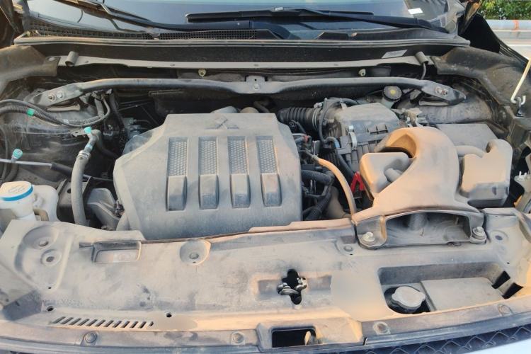 Used Mitsubishi Eclipse Cross 2019 1.5T CVT Two-Wheel Drive Fearless Edition China VI Standard Engine Bay