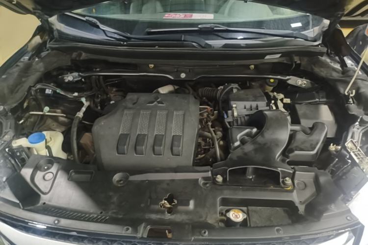 Used Mitsubishi Eclipse Cross 2019 1.5T CVT Two-Wheel Drive Belief Edition China VI Standard Engine Bay