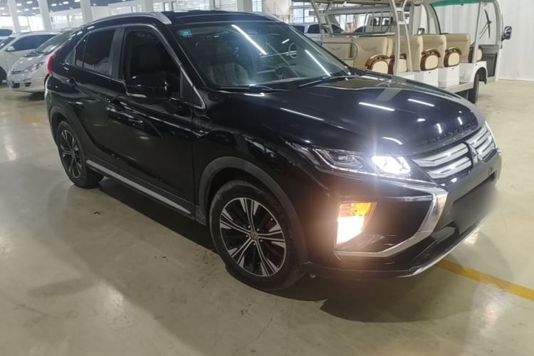 Used Mitsubishi Eclipse Cross 2019 1.5T CVT Two-Wheel Drive Belief Edition China VI Standard Front Right 45 Deg