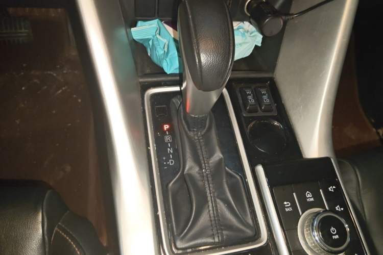 Used Mitsubishi Eclipse Cross 2019 1.5T CVT Two-Wheel Drive Dream Edition China VI Standard Gear Lever
