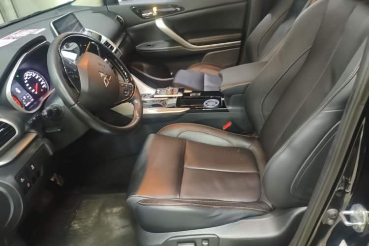 Used Mitsubishi Eclipse Cross 2019 1.5T CVT Two-Wheel Drive Belief Edition China VI Standard Left Front Seat