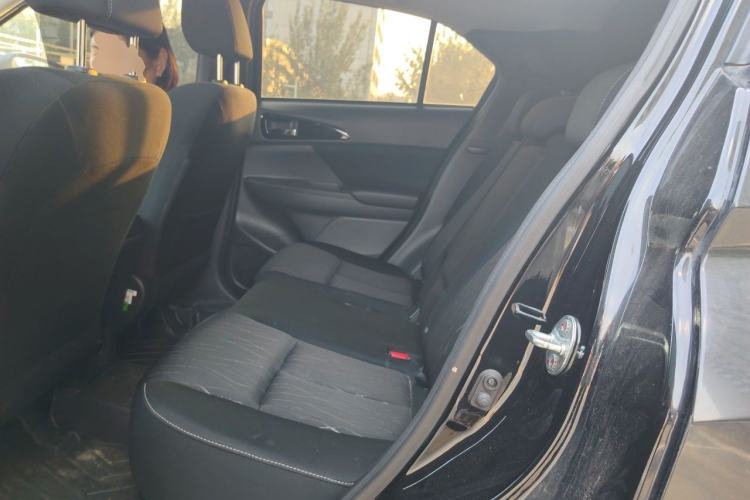 Used Mitsubishi Eclipse Cross 2019 1.5T CVT Two-Wheel Drive Fearless Edition China VI Standard Left Rear Seat