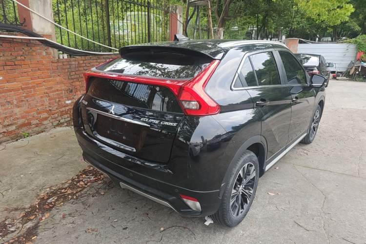Used Mitsubishi Eclipse Cross 2019 1.5T CVT Two-Wheel Drive Dream Edition China VI Standard Rear Right 45 Deg