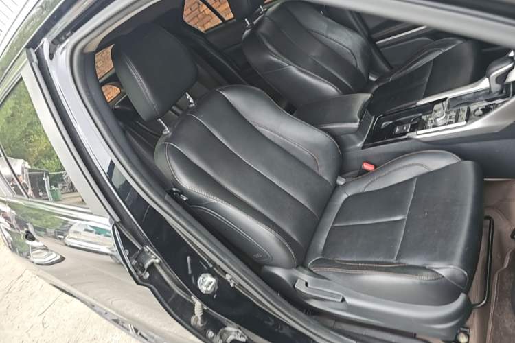 Used Mitsubishi Eclipse Cross 2019 1.5T CVT Two-Wheel Drive Dream Edition China VI Standard Right Front Seat