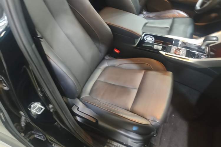 Used Mitsubishi Eclipse Cross 2019 1.5T CVT Two-Wheel Drive Belief Edition China VI Standard Right Front Seat
