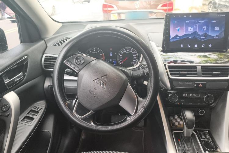 Used Mitsubishi Eclipse Cross 2019 1.5T CVT Two-Wheel Drive Dream Edition China VI Standard Steering Wheel