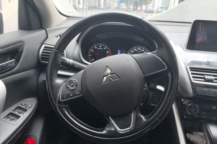 Used Mitsubishi Eclipse Cross 2019 1.5T CVT Two-Wheel Drive Dream Edition China VI Standard Steering Wheel