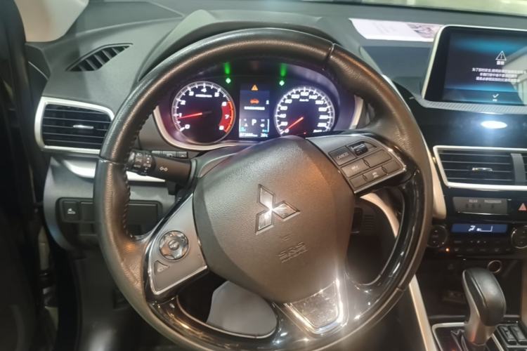 Used Mitsubishi Eclipse Cross 2019 1.5T CVT Two-Wheel Drive Belief Edition China VI Standard Steering Wheel