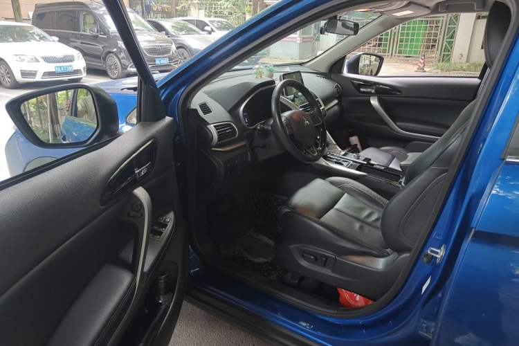 Used Mitsubishi Eclipse Cross 2019 1.5T CVT Two-Wheel Drive Belief Edition China VI Standard Driver Seat