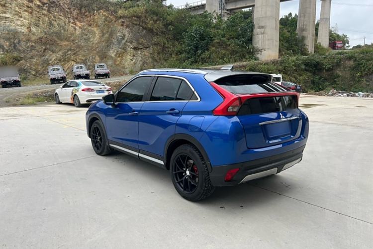 Used Mitsubishi Eclipse Cross 2019 1.5T CVT Two-Wheel Drive Belief Edition China VI Standard Exterior 3