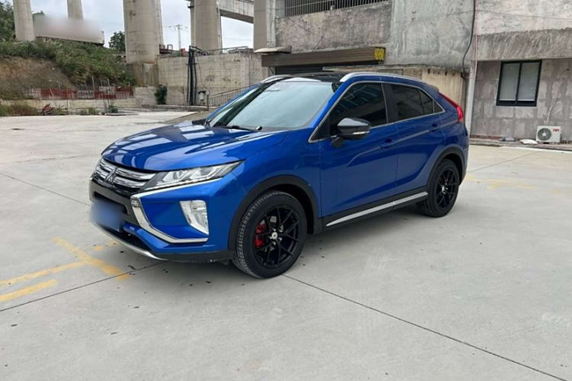 Used Mitsubishi Eclipse Cross 2019 1.5T CVT Two-Wheel Drive Belief Edition China VI Standard Front Left 45 Deg