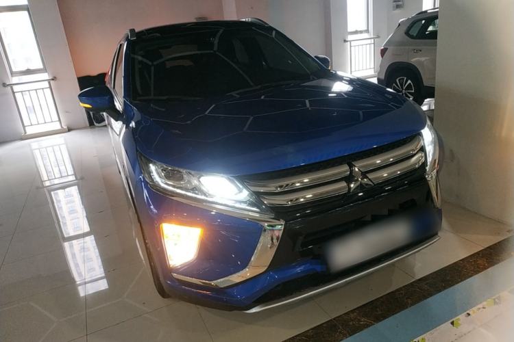 Used Mitsubishi Eclipse Cross 2019 1.5T CVT Two-Wheel Drive Belief Edition China VI Standard Front Right 45 Deg