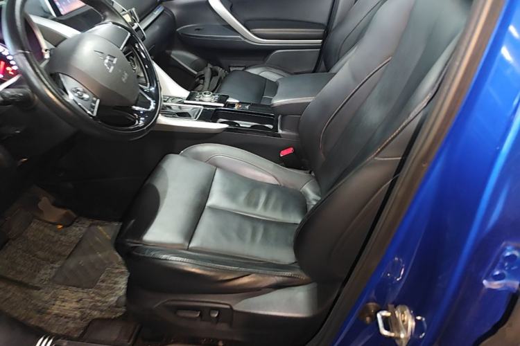 Used Mitsubishi Eclipse Cross 2019 1.5T CVT Two-Wheel Drive Dream Edition China VI Standard Left Front Seat