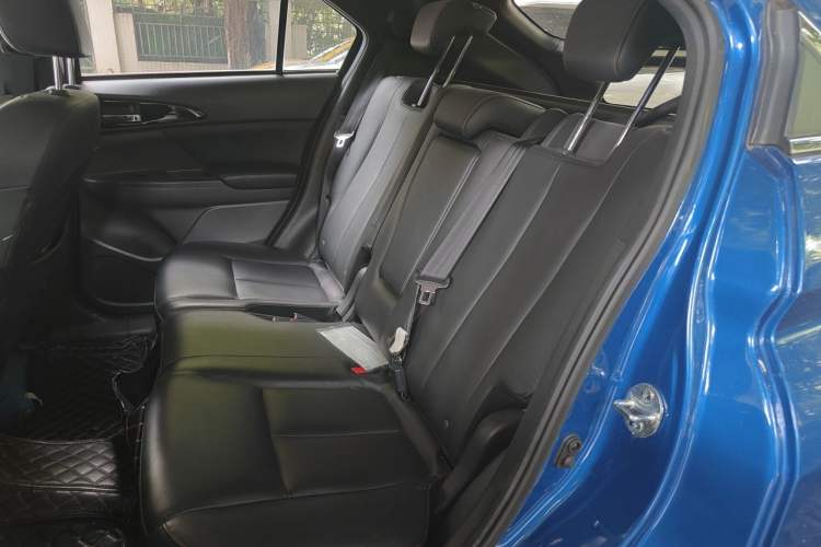 Used Mitsubishi Eclipse Cross 2019 1.5T CVT Two-Wheel Drive Belief Edition China VI Standard Left Rear Seat