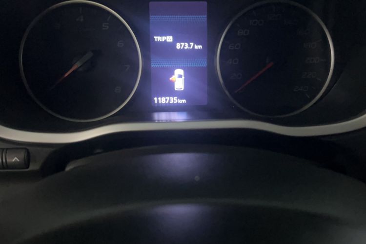 Used Mitsubishi Eclipse Cross 2019 1.5T CVT Two-Wheel Drive Belief Edition China VI Standard Odometer Close Up