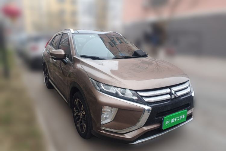 Used Mitsubishi Eclipse Cross 2019 1.5T CVT Two-Wheel Drive Dream Edition China VI Standard Front Right 45 Deg