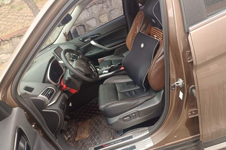 Used Mitsubishi Eclipse Cross 2019 1.5T CVT Two-Wheel Drive Dream Edition China VI Standard Left Front Seat