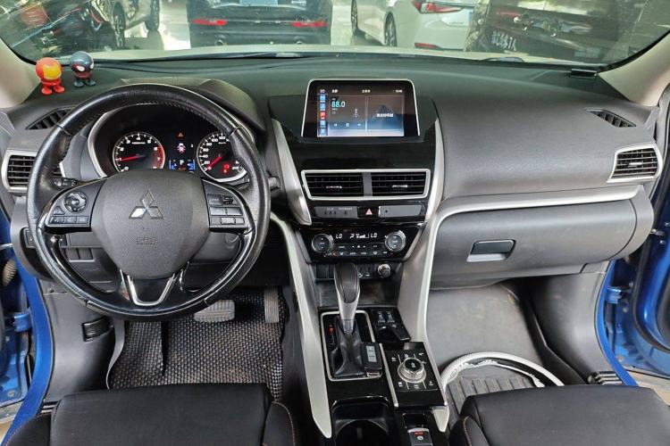 Used Mitsubishi Eclipse Cross 2019 1.5T CVT Two-Wheel Drive Belief Edition China VI Standard Interior 3