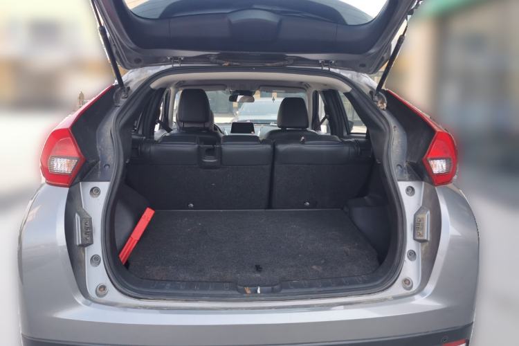 Used Mitsubishi Eclipse Cross 2019 1.5T CVT Two-Wheel Drive Belief Edition China VI Standard Trunk