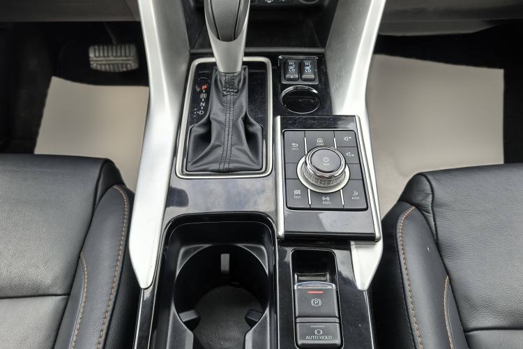 Used Mitsubishi Eclipse Cross 2019 1.5T CVT Two-Wheel Drive Belief Edition China VI Standard Gear Lever