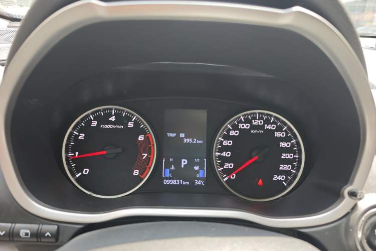 Used Mitsubishi Eclipse Cross 2019 1.5T CVT Two-Wheel Drive Belief Edition China VI Standard Odometer Close Up