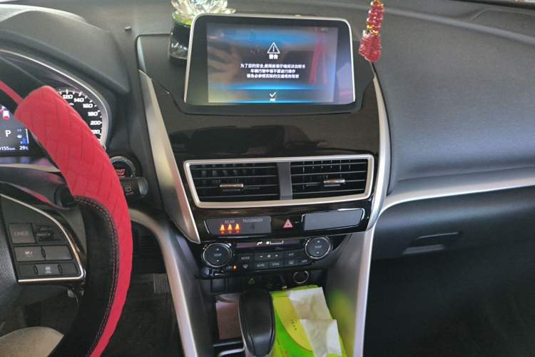 Used Mitsubishi Eclipse Cross 2019 1.5T CVT Two-Wheel Drive Belief Edition China VI Standard Audio And AC Panel