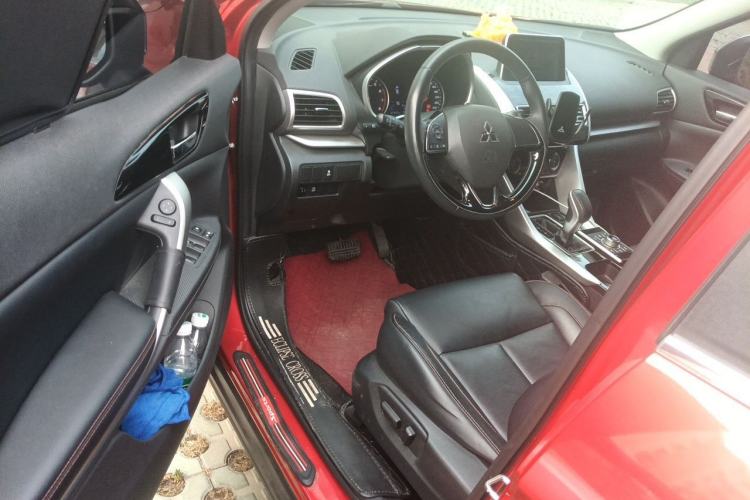 Used Mitsubishi Eclipse Cross 2019 1.5T CVT Two-Wheel Drive Dream Edition China VI Standard Driver Seat