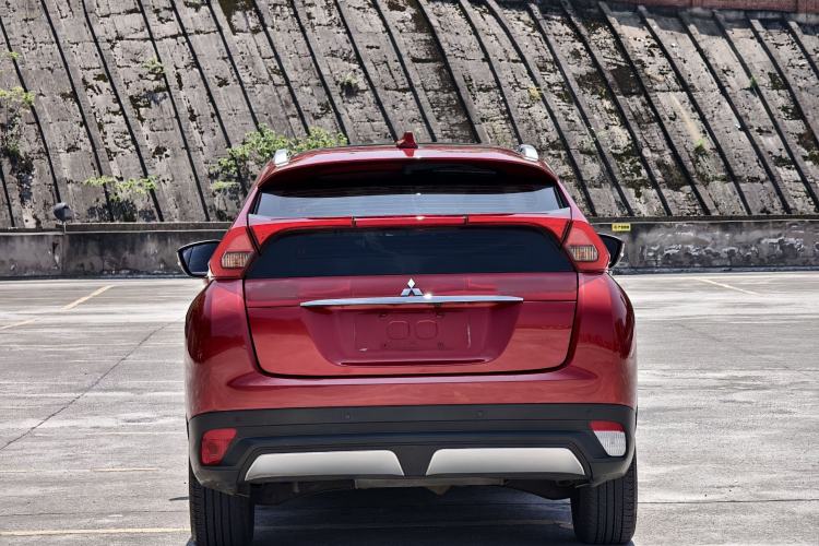 Used Mitsubishi Eclipse Cross 2019 1.5T CVT Two-Wheel Drive Dream Edition China VI Standard Exterior 3
