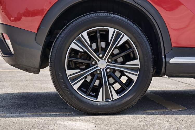 Used Mitsubishi Eclipse Cross 2019 1.5T CVT Two-Wheel Drive Dream Edition China VI Standard Exterior 8