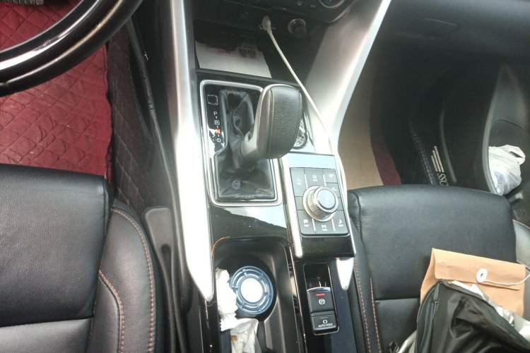 Used Mitsubishi Eclipse Cross 2019 1.5T CVT Two-Wheel Drive Dream Edition China VI Standard Gear Lever
