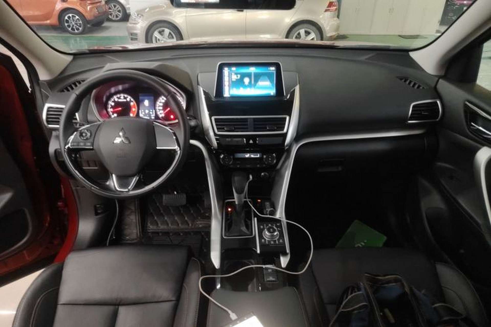 Used Mitsubishi Eclipse Cross 2019 1.5T CVT Two-Wheel Drive Dream Edition China VI Standard Interior 2