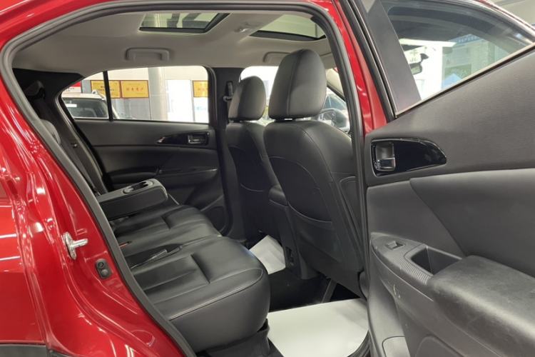 Used Mitsubishi Eclipse Cross 2019 1.5T CVT Two-Wheel Drive Dream Edition China VI Standard Interior 5