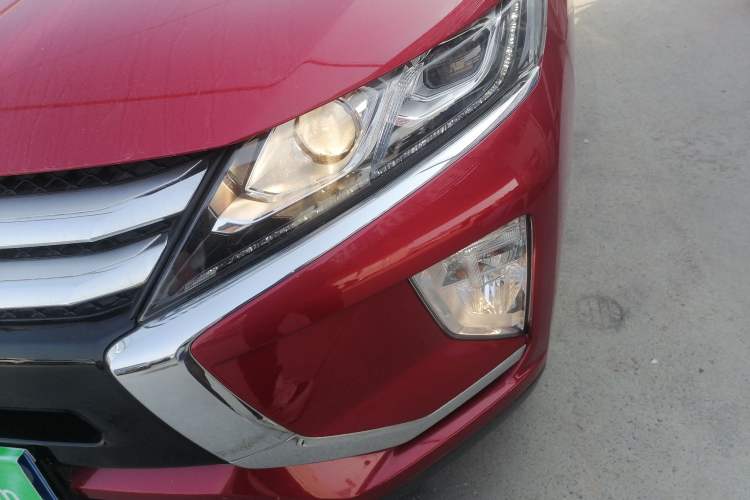 Used Mitsubishi Eclipse Cross 2019 1.5T CVT Two-Wheel Drive Dream Edition China VI Standard Left Front Headlight