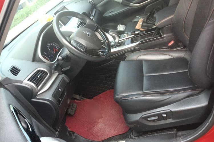 Used Mitsubishi Eclipse Cross 2019 1.5T CVT Two-Wheel Drive Dream Edition China VI Standard Left Front Seat