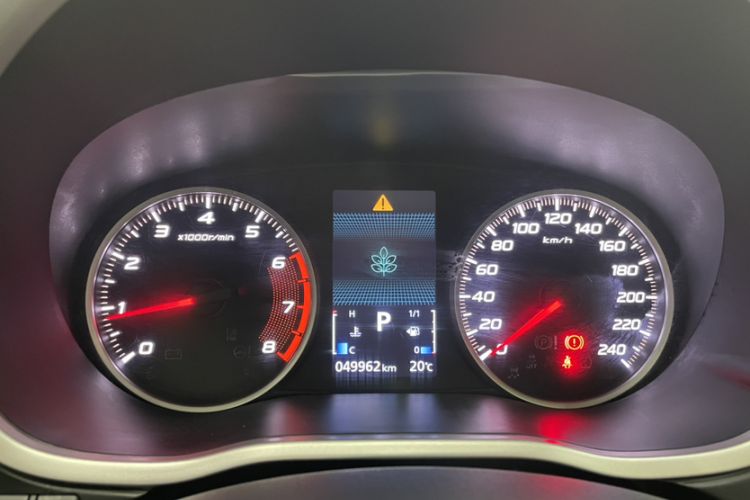Used Mitsubishi Eclipse Cross 2019 1.5T CVT Two-Wheel Drive Dream Edition China VI Standard Odometer Close Up