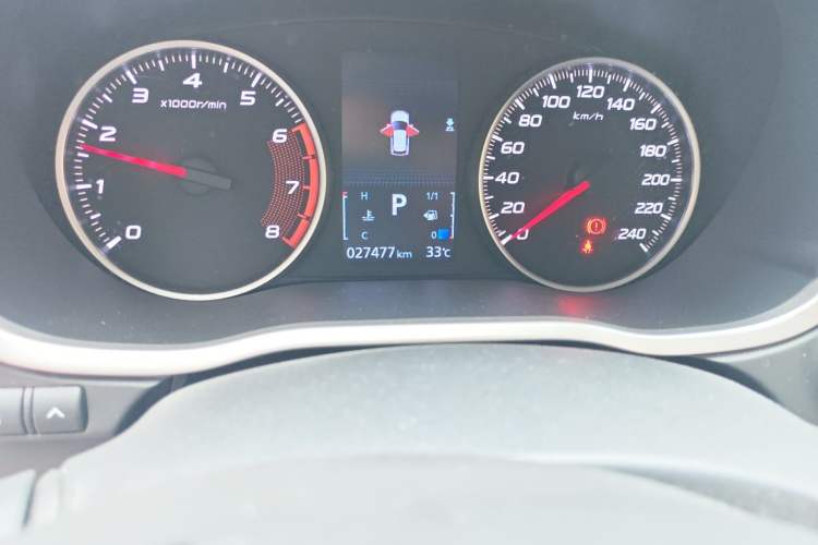 Used Mitsubishi Eclipse Cross 2019 1.5T CVT Two-Wheel Drive Dream Edition China VI Standard Odometer Close Up
