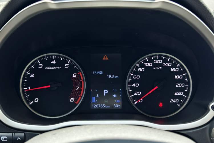 Used Mitsubishi Eclipse Cross 2019 1.5T CVT Two-Wheel Drive Dream Edition China VI Standard Odometer Close Up