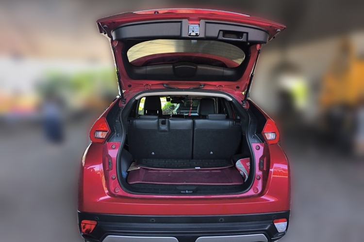 Used Mitsubishi Eclipse Cross 2019 1.5T CVT Two-Wheel Drive Belief Edition China VI Standard Trunk