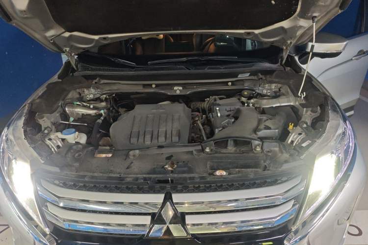 Used Mitsubishi Eclipse Cross 2019 1.5T CVT 4x4 TrueMe Edition China VI Standard Engine Bay