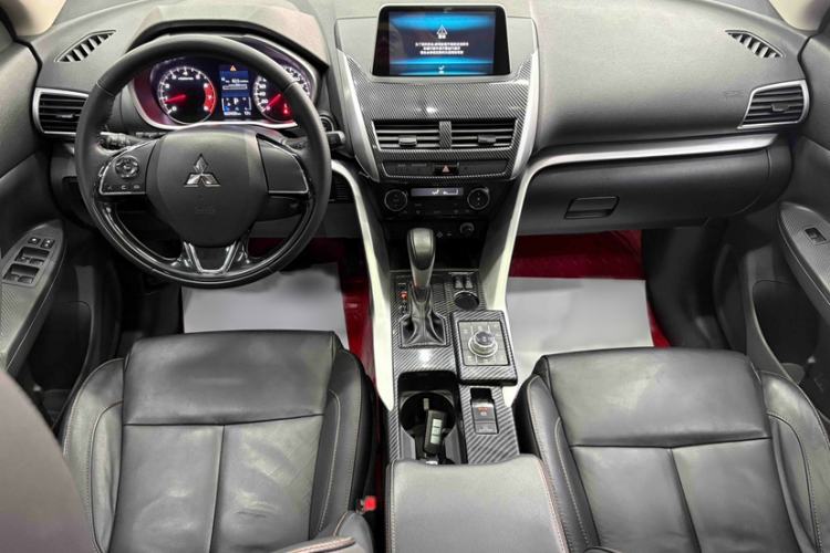 Used Mitsubishi Eclipse Cross 2019 1.5T CVT Two-Wheel Drive Dream Edition China VI Standard Interior 7