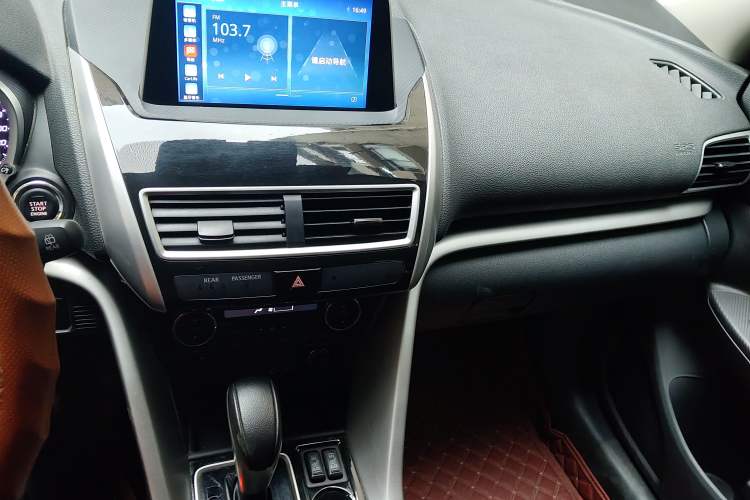 Used Mitsubishi Eclipse Cross 2019 1.5T CVT Two-Wheel Drive Belief Edition China VI Standard Audio And AC Panel